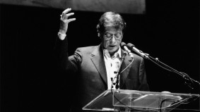 Mahmoud Darwich Mahmoud Darwich